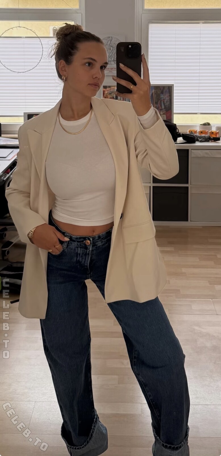 Alexa Wendel nude photo 6