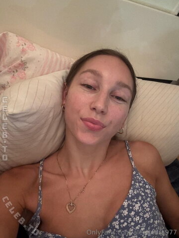 Alexandraa_97 nude photo 11