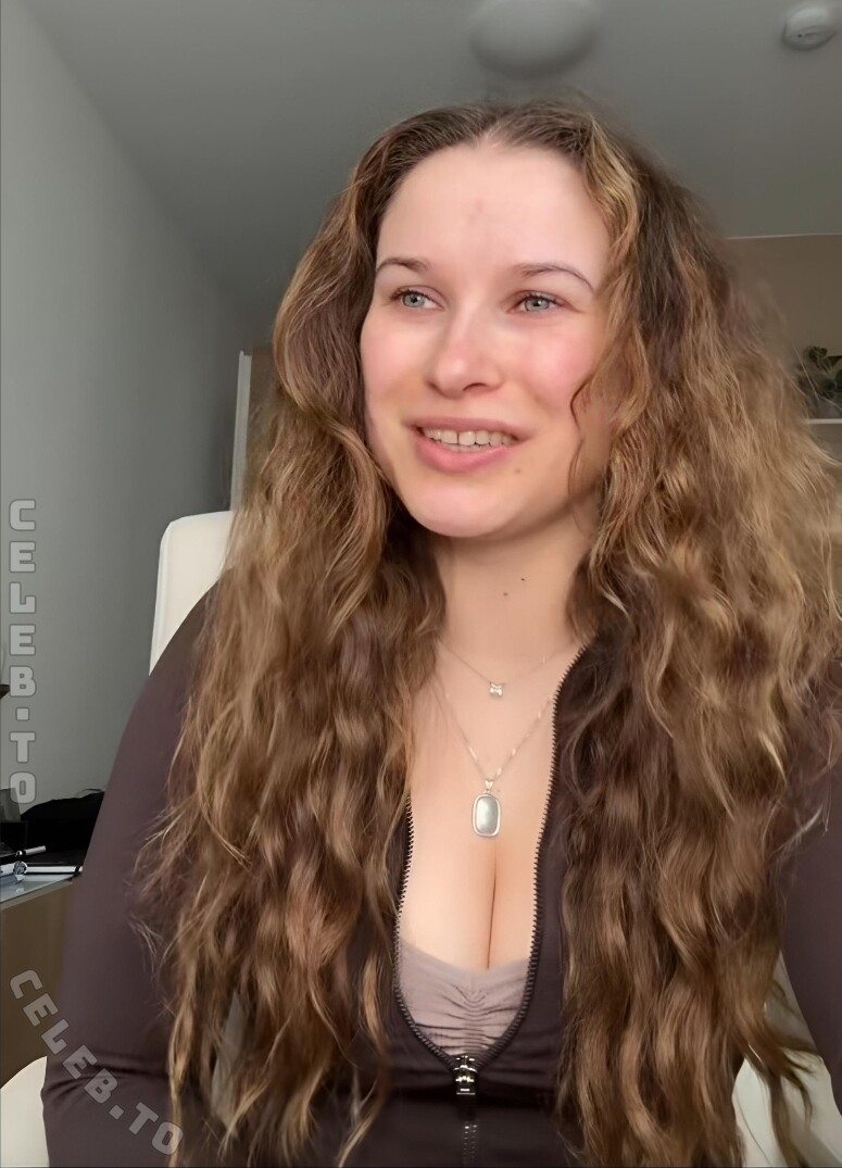 Alexandra.Ohrem nude photo 1
