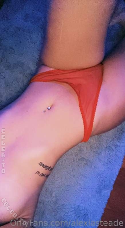 Alexia Steade nude photo 6
