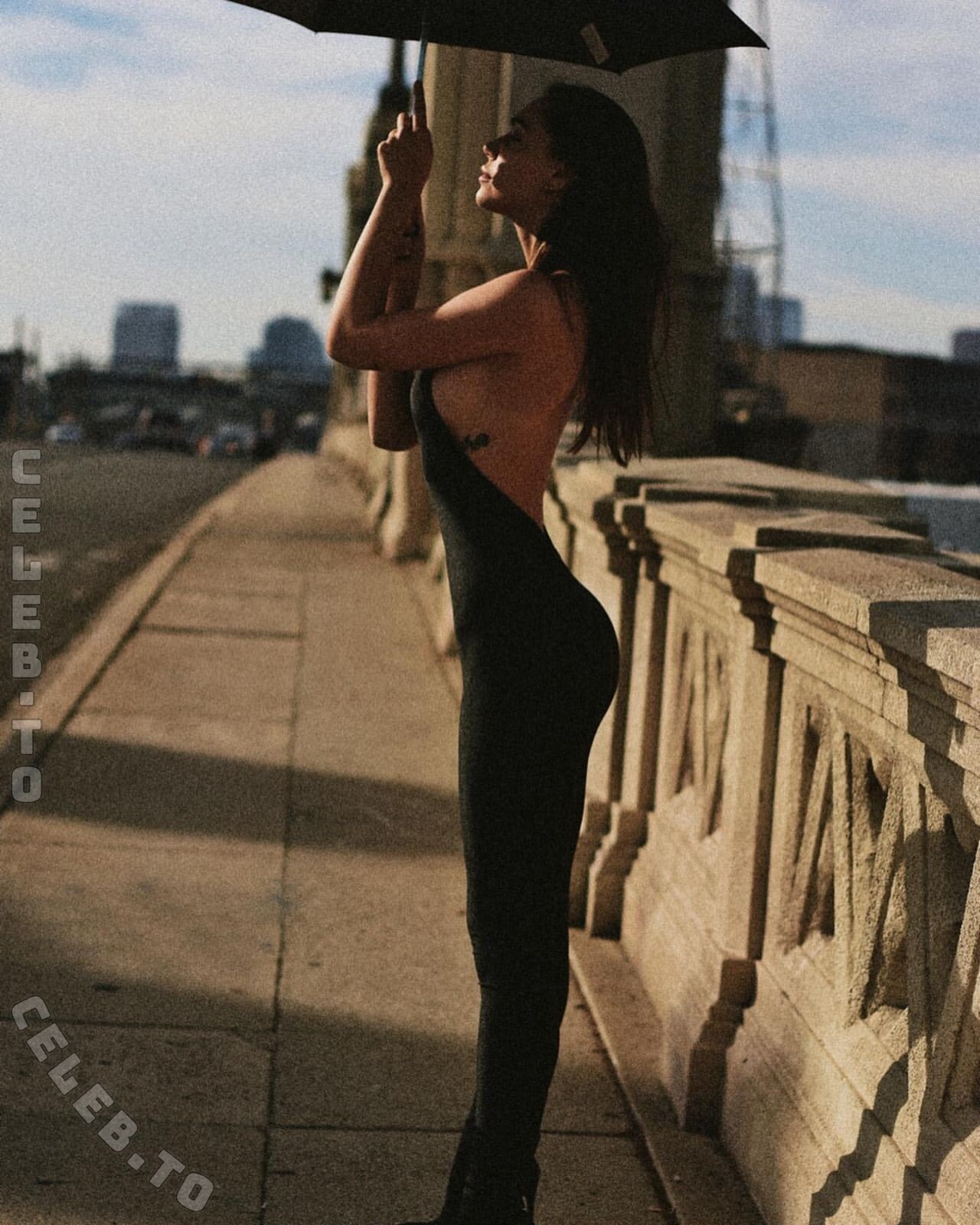 Alexis Ren nude photo 6