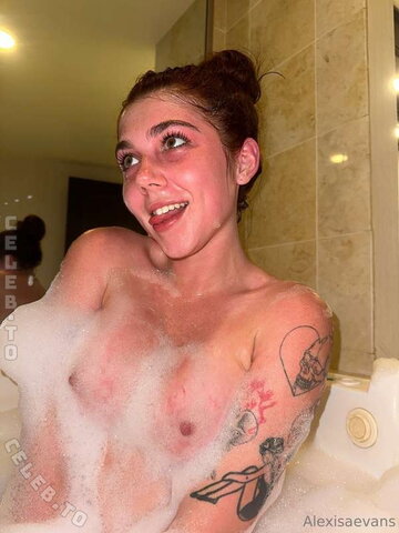 Alexisaevans nude photo 94