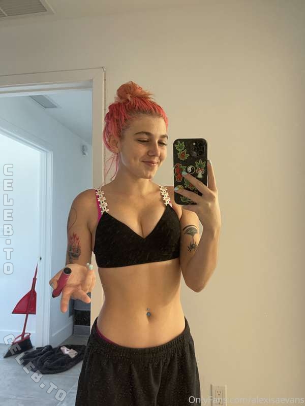 Alexisaevans nude photo 19