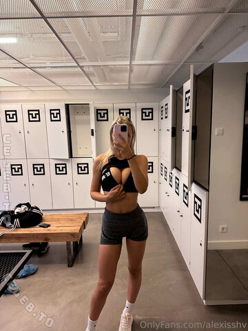 Alexisshv nude photo 610