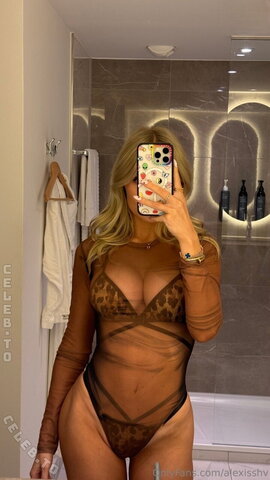 Alexisshv nude photo 59