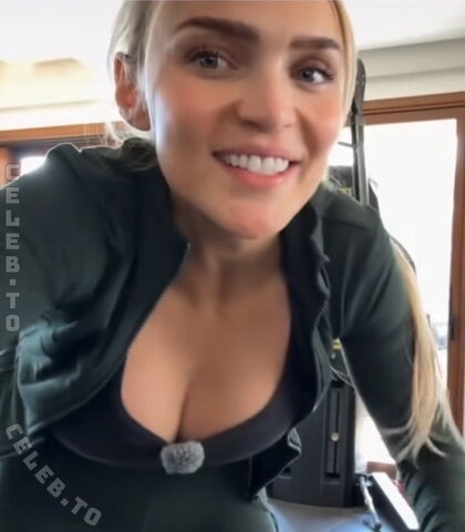 Alexisshv nude photo 91
