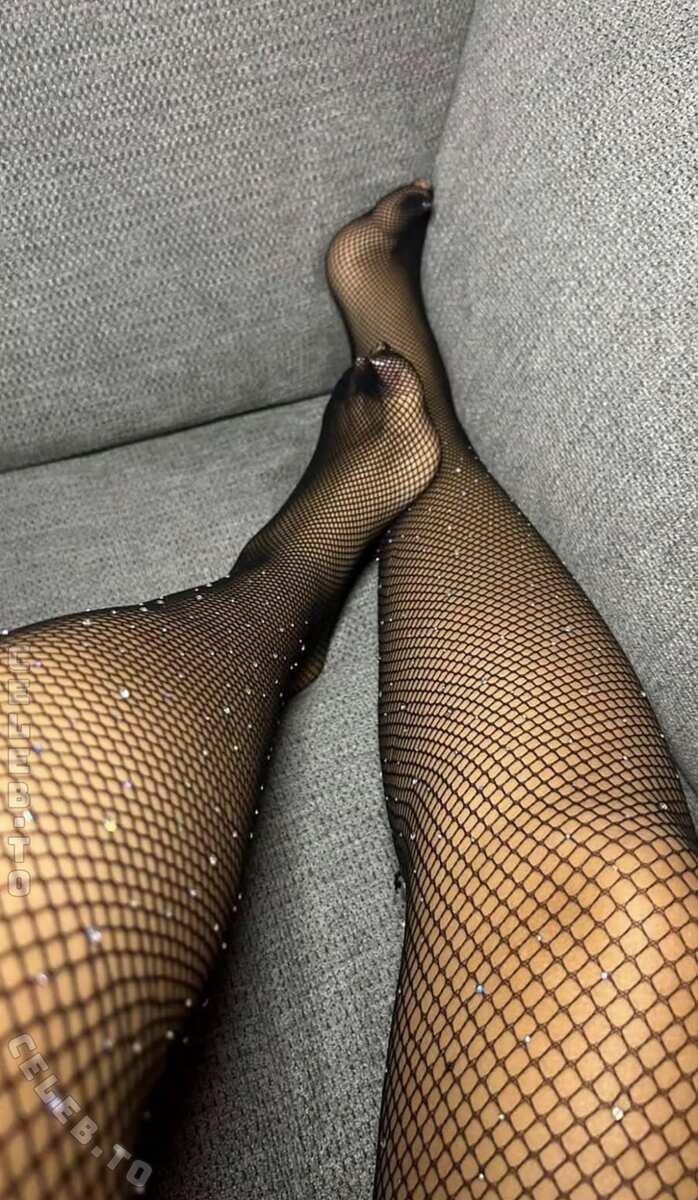 aleyas_fantasy nude photo 5