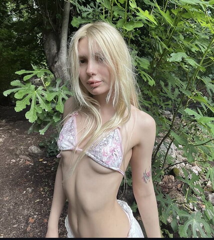 Aleyna Tilki nude photo 56