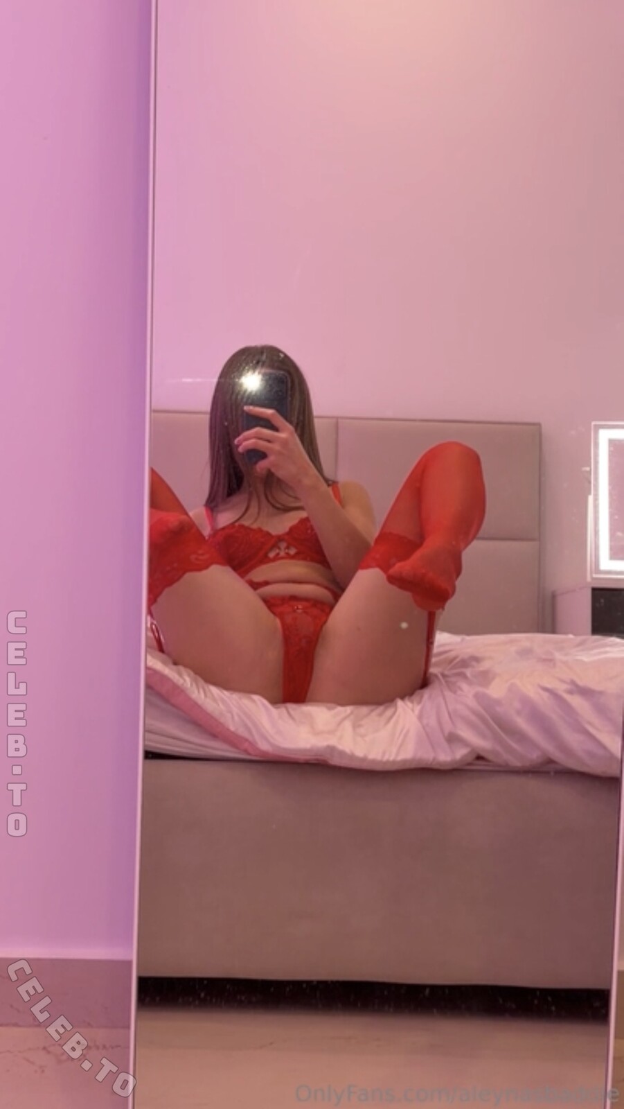 Aleynabaddie nude photo 7