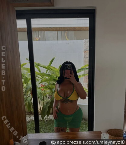 Aleynayz18 nude photo 4