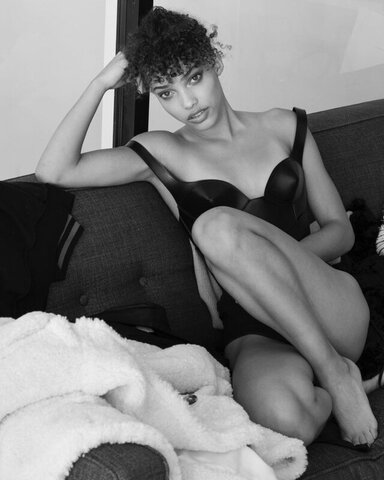 Aliana King Sexy (15 photos)