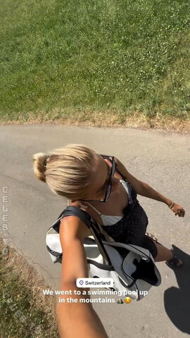 Alica Schmidt nude photo 19