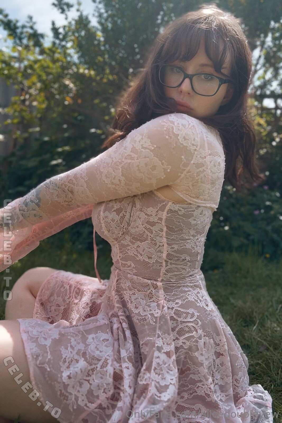 Alice Cottonsox nude photo 7