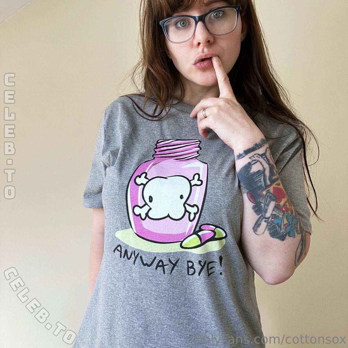 Alice Cottonsox nude photo 5