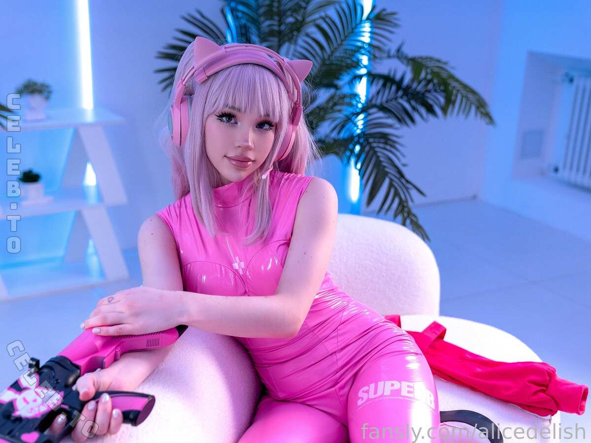 Alice Delish nude photo 3