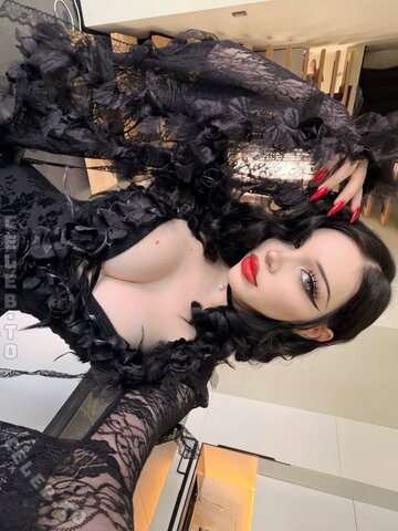 Alice Delish nude photo 6