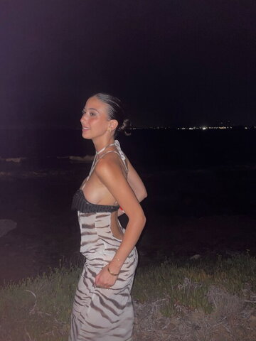 Alice D’urso nude photo 9