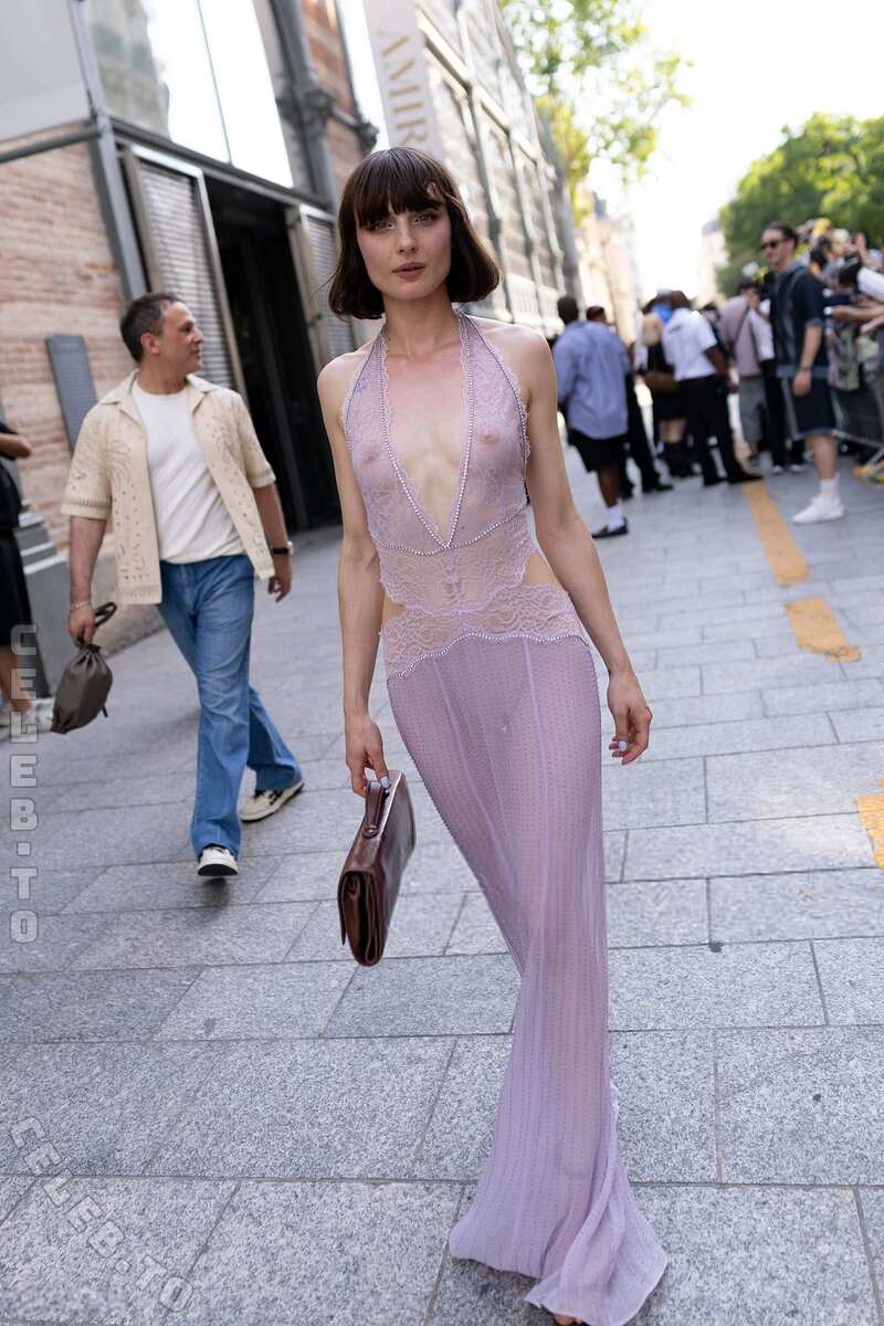 Alice Pagani nude photo 8