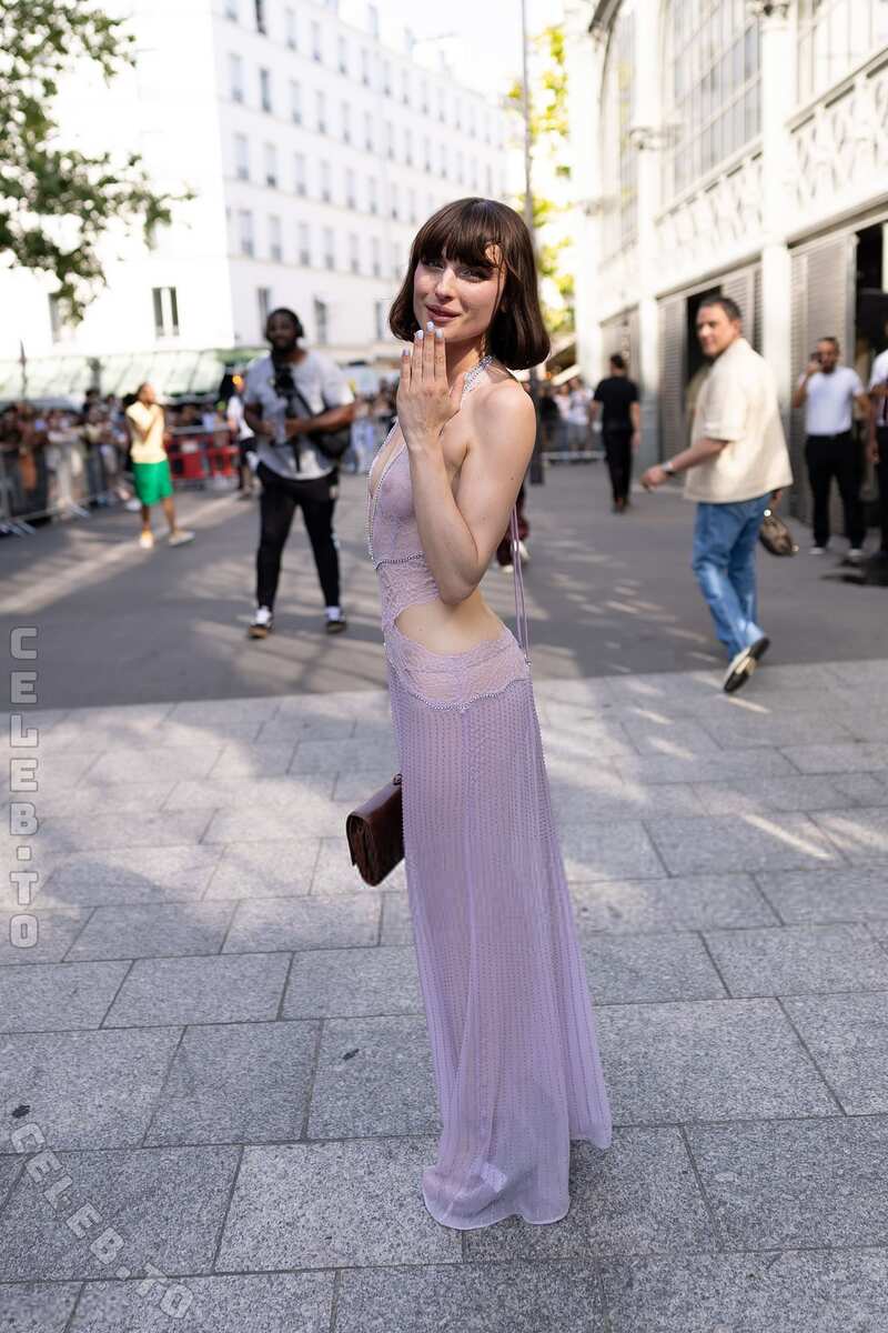 Alice Pagani nude photo 11