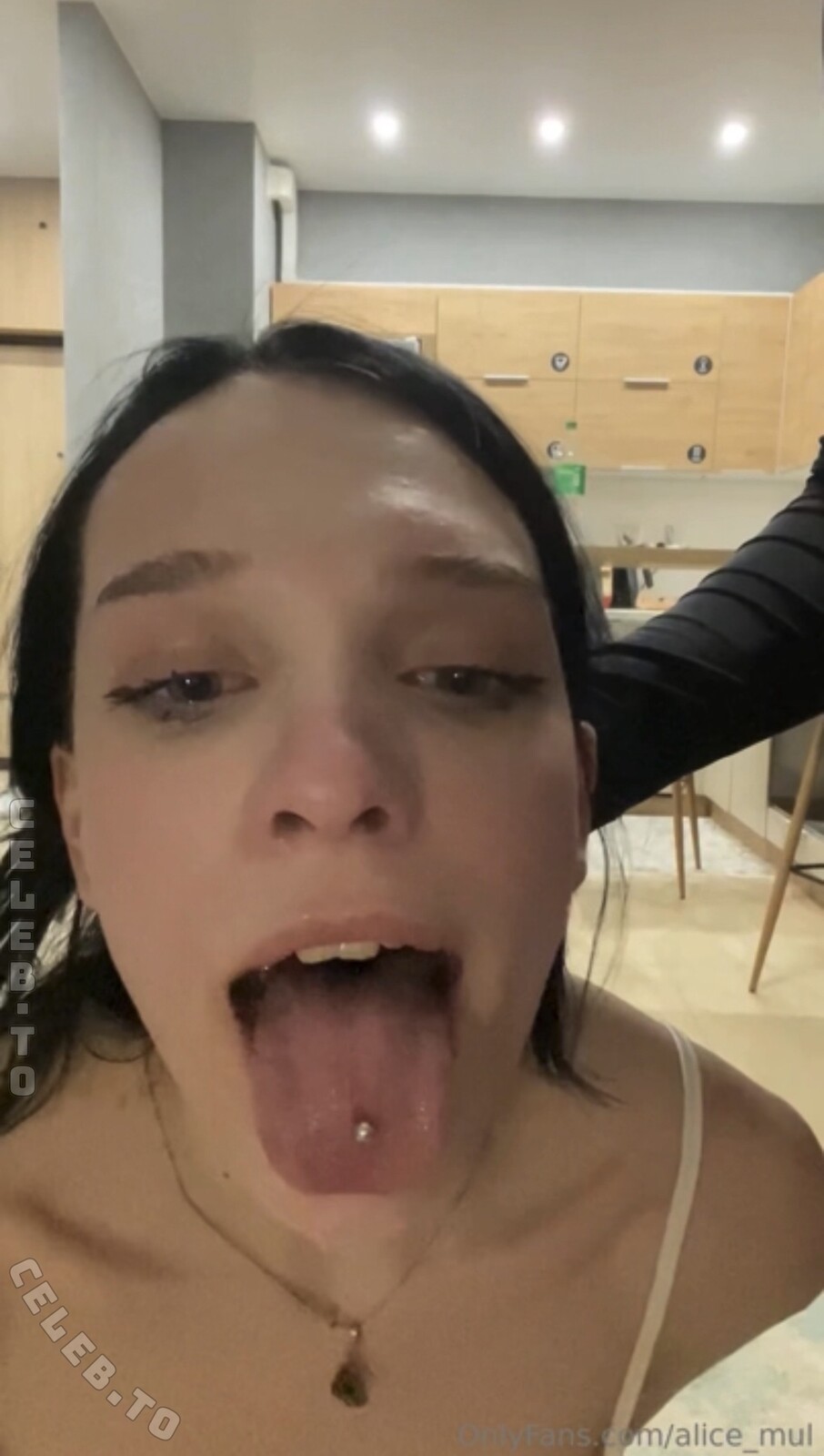 Alice_Mul nude photo 1