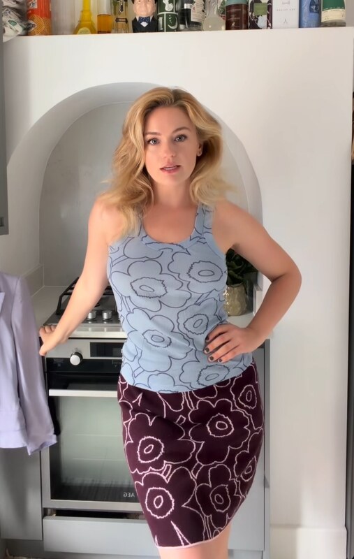 Alicia Agneson nude photo 1