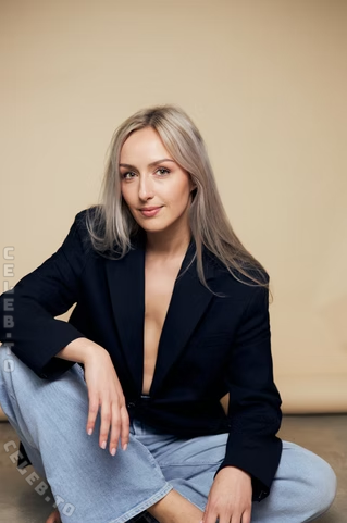 Alicia Joe nude photo 1