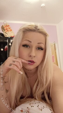 Alicia Vanessa nude photo 22
