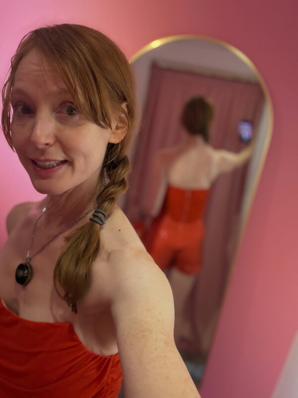 Alicia Witt nude photo 2