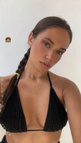 Alicja nude photo 3