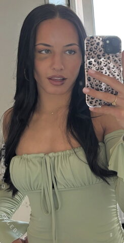 alina dalaslan nude photo 2