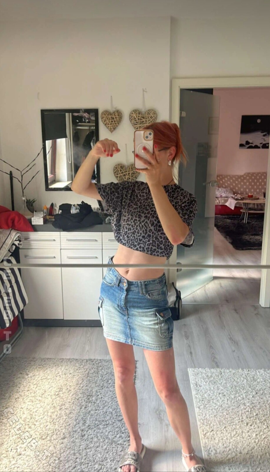 Alina Pfeifer nude photo 1
