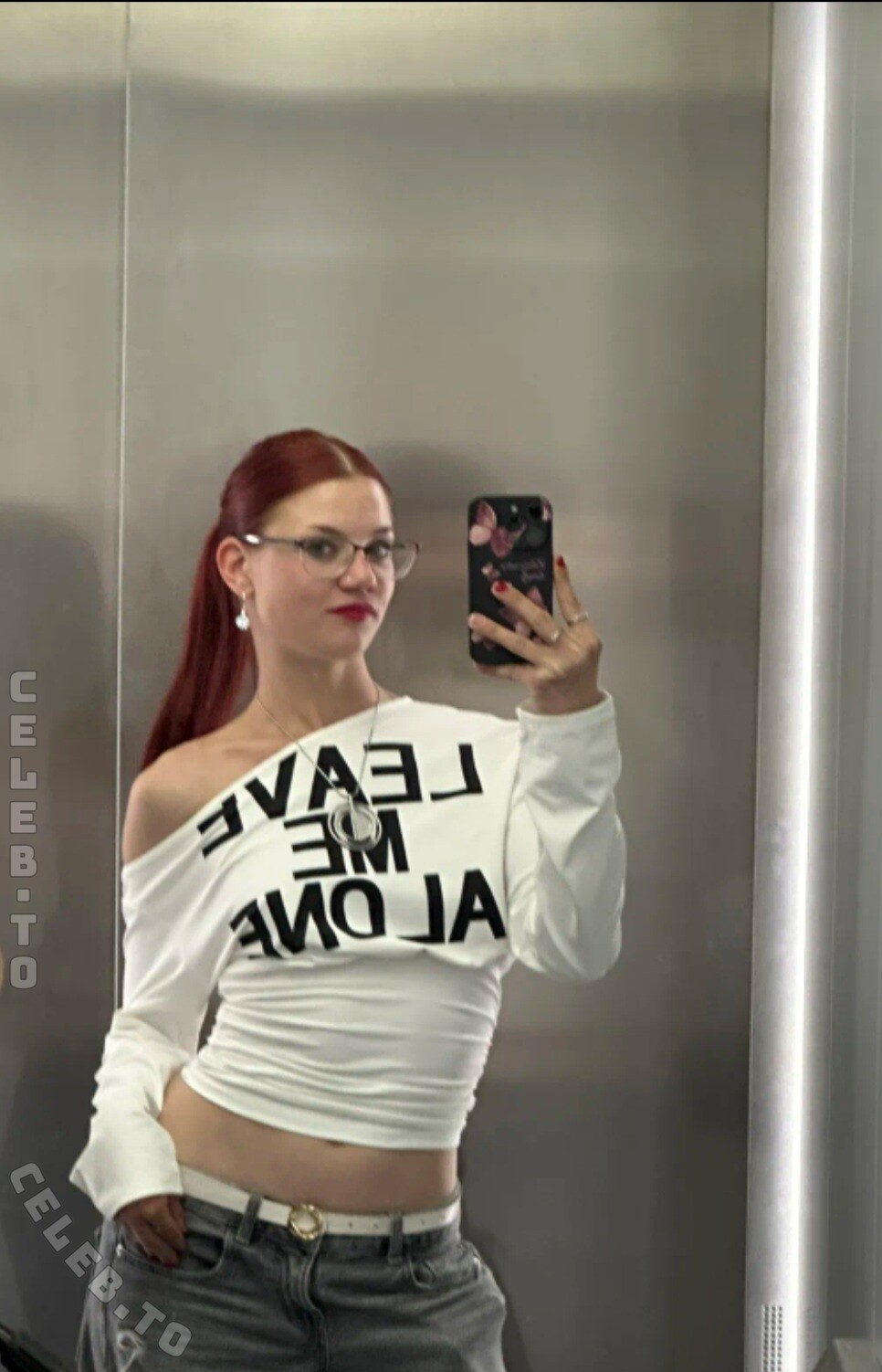 Alina Pfeifer nude photo 2