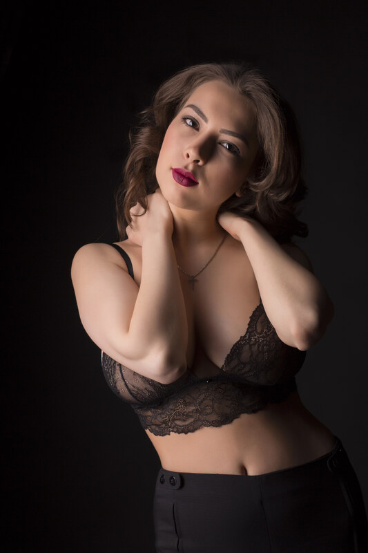 Alina Pivovar nude photo 1