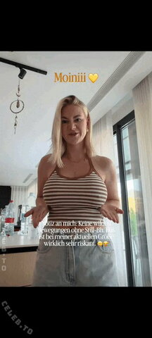 Alina Ristenpart Sexy (1 photo)