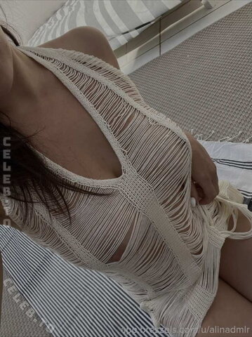 alina.dmlr nude photo 3