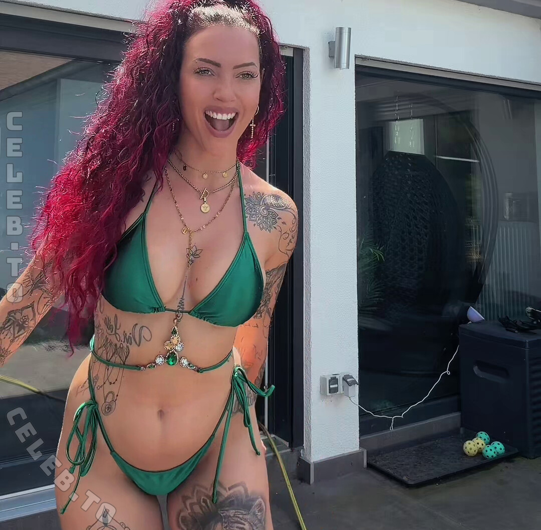 Aline Jost Diraimondo nude photo 2