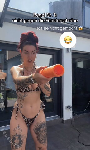 Aline Jost Diraimondo Sexy (1 photo)