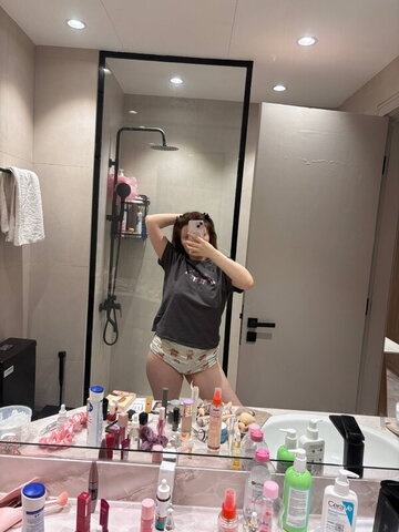 Alinnn.na.a Sexy (1 photo)
