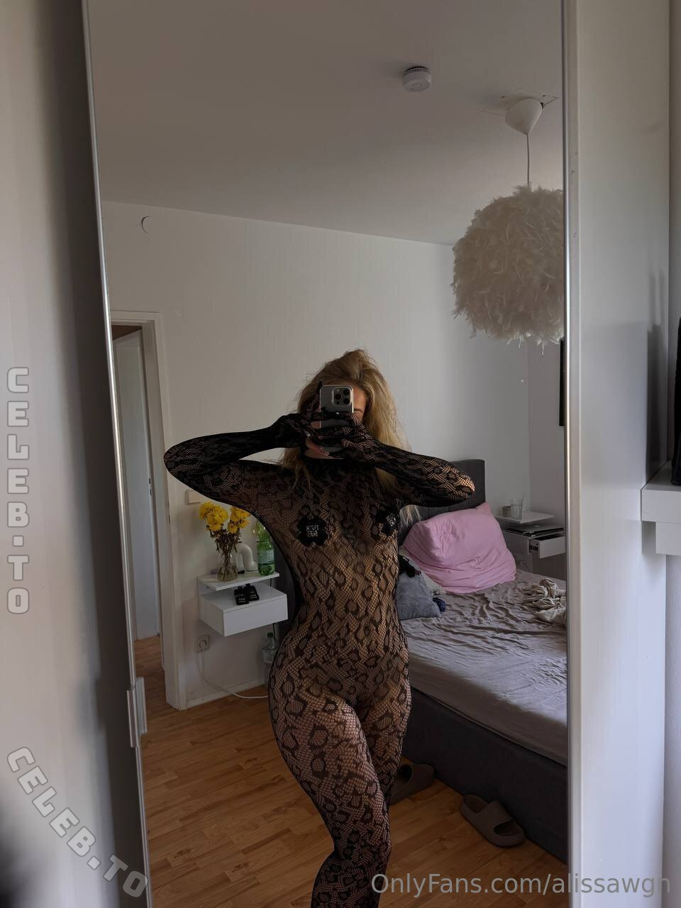 Alischa.mlr / jade.mlr nude photo 2