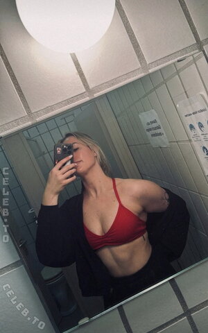 Alisha Kolb nude photo 4