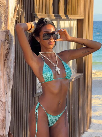 Alisha Kone nude photo 7
