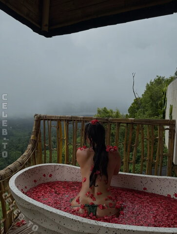 Alissa Palazzolo nude photo 3