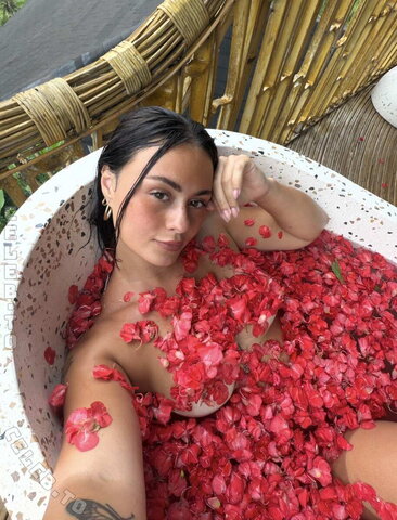 Alissa Palazzolo nude photo 1