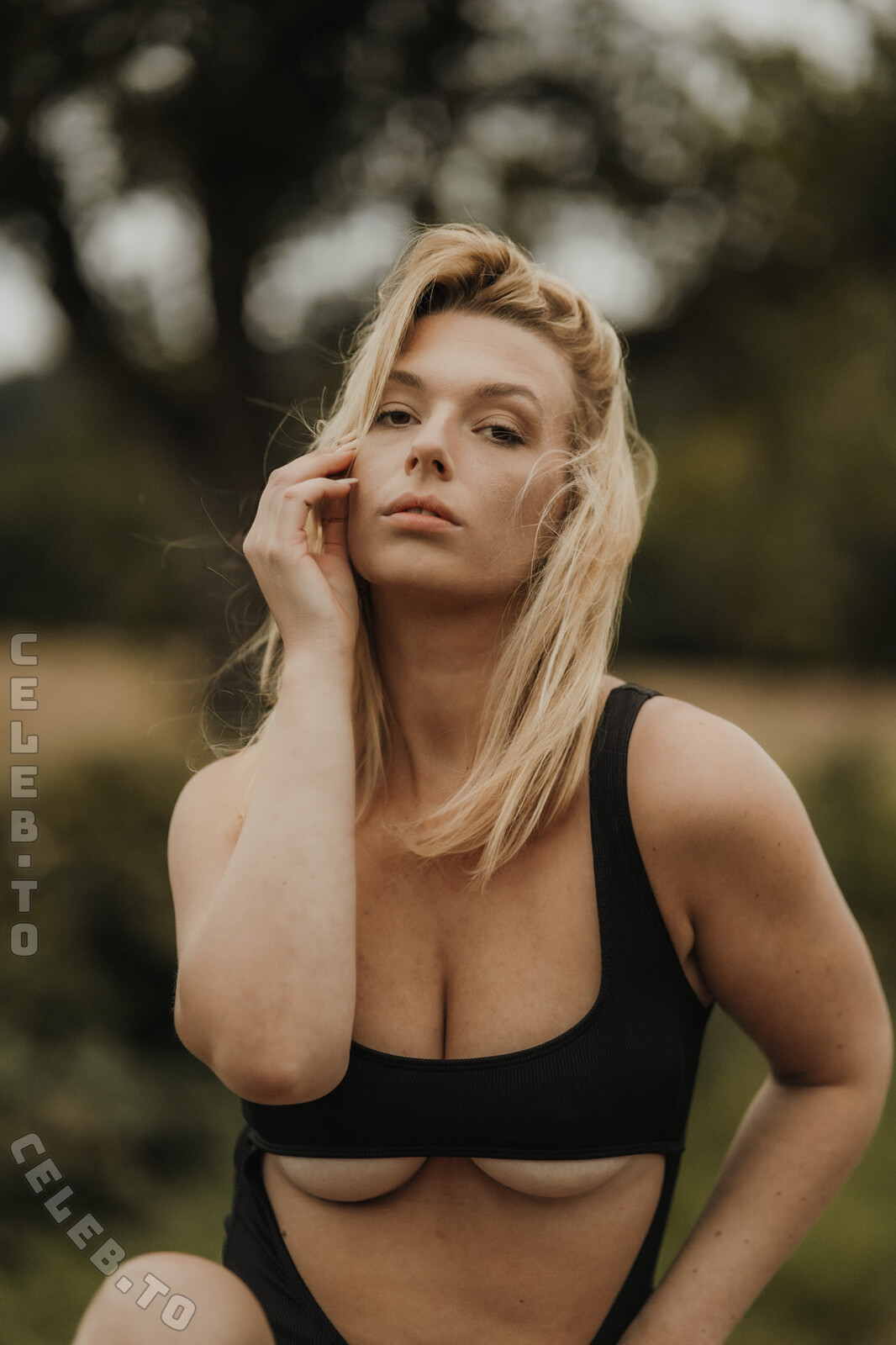Alissia.e39 nude photo 13