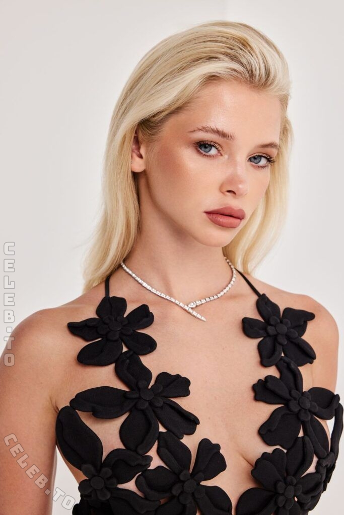 Alla Bruletova nude photo 7