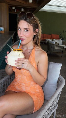 Allie Rae nude photo 9