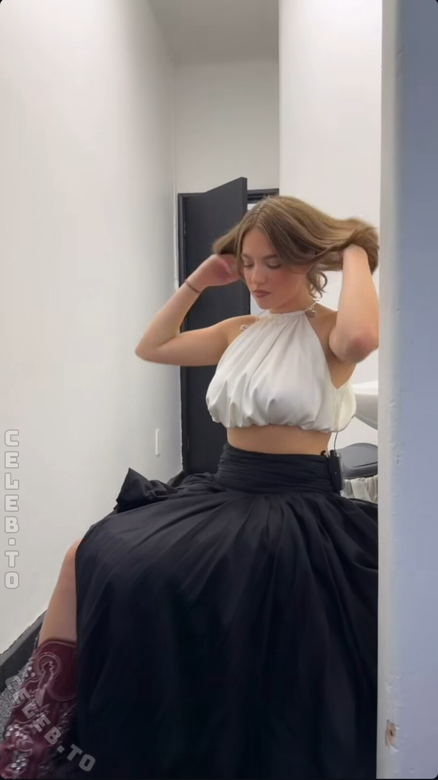 Allie Sherlock nude photo 1