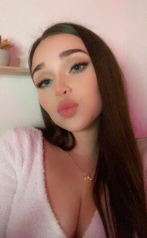 Ally ASMR nude photo 2