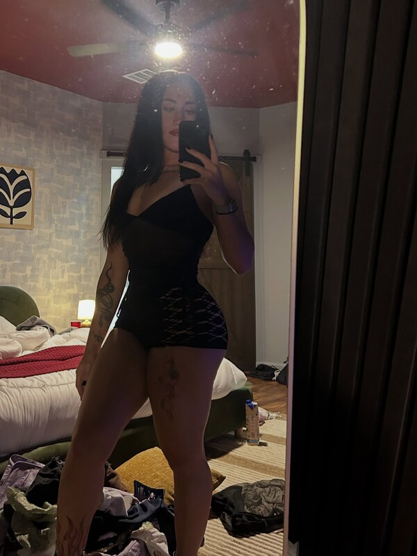 Ally nude photo 18