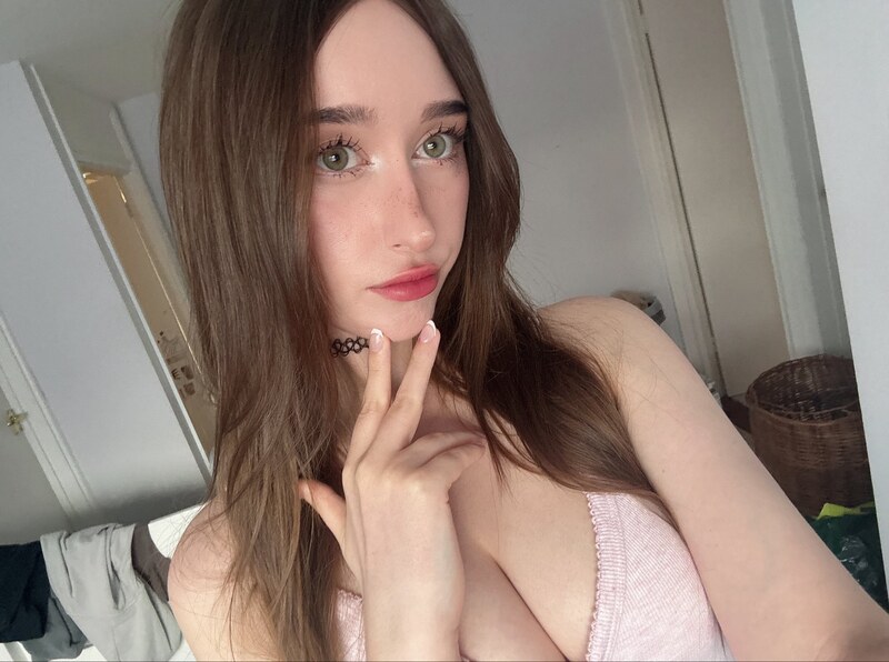 Allykitti nude photo 8